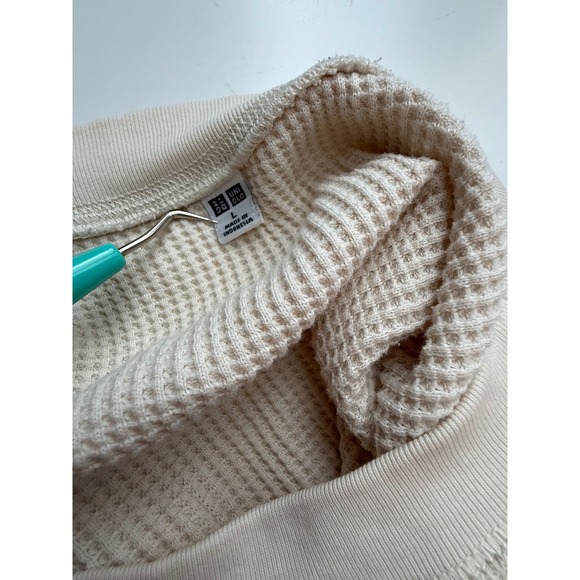 Uniqlo Waffle Knit Long Sleeve Top Beige Crew Neck Casual Pullover L - Picture 6 of 7